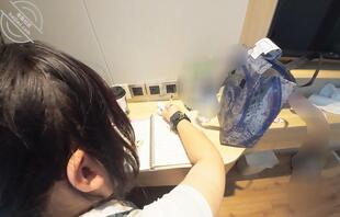 海角新人。爸爸和母狗女儿的性福生活。女儿亲自回复评论。后续持续更新。1