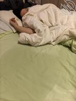 【班主任  原创视频】我用鸡巴和右手把班主任操成来鲤鱼打挺，淫水成湖泊2