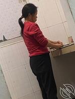 元宵来找妈妈吃饭