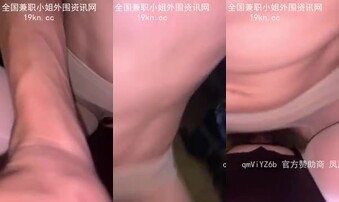 穿着长靴在椅子上操长靴大奶骚货