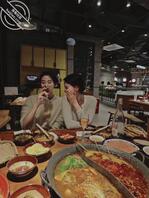 骚货身边是浪屄，上了母狗霍晓思的骚闺蜜娜娜，床上功夫真是棒0