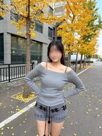 （原创111）堂姐准备给我一个惊喜，没想到我提前知道了她今晚要回来！1