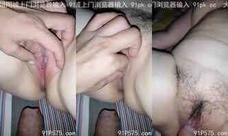 老婆的骚屄，想不想怼里面放两枪