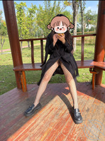 公园户外露出，看看你们怎么拍的