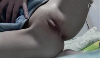 有叔叔喜欢我这种粉嫩的小萝莉嘛2