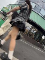 一直盯着我，被发现了吗2