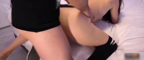 淫荡人妻偷情私人教练，被无套开发后庭。“轻点，啊啊啊，我没被操过屁眼子”0