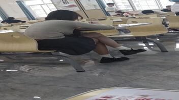 夏天的小母狗太乖了