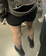 随手偷拍丝袜腿