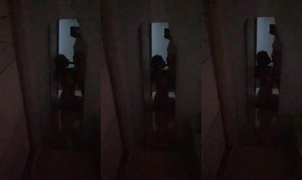 骚货认真的吃我17cm的大吊