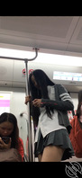 抄底黑色短裤少妇后续1