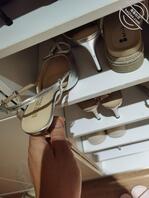 这是我骚气的妈妈，各位海友，我要不要上，出个主意。1