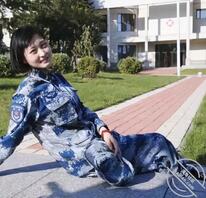 【退役反差赵越】如果我脱光衣服躺在床上 会有男人排队操我羞辱我吗