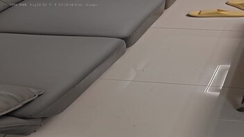 8.偷拍我妈洗澡两连败，无意竟拍到我妈睡颜