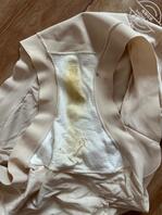 终于拿到小姨子的内裤了，直接撸射