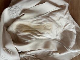 终于拿到小姨子的内裤了，直接撸射2