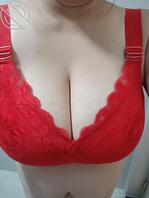 妈妈的奶子好好吃0