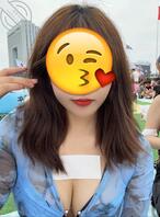 骚货女大学生换衣服，奶子又大又嫩，真是人间极品1