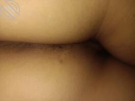 偷偷溜进酒醉妈妈的卧室，和他朋友闺蜜聚餐，醉的不醒人事2