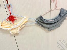 继续偷拍姐姐的内内，可惜没找到原味2