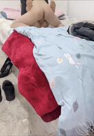 剧集 4   禁爱堕落 妹妹为哥哥卖身 出租屋内被无套内射1