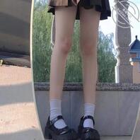 高三妹妹的朋友圈腿照，已经意淫了好多次了2