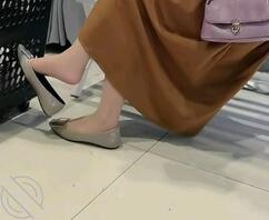 妈妈的丝袜骚脚。