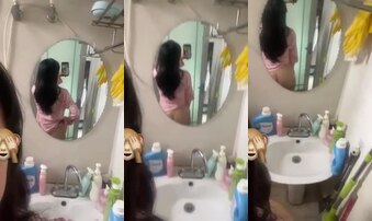 女护士对镜子诱惑想啪啪