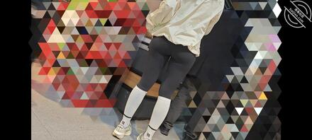 超市里买东西的肥臀小姐姐1