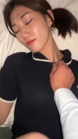 小骚货穿着蕾丝来！是不是想要了白虎肥穴无套内射