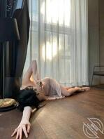 今天的模特很漂亮2