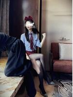 儿子在也不忘发骚，跟儿子说别回头 玩木头人游戏，艳母妈妈已经摆好姿势了1