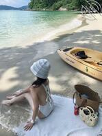 浙江绍兴一骚货女生，暴露自己同事1