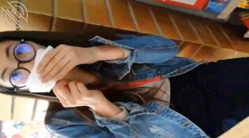 小舅妈发春，忍不住想在外面被我直接操，急忙催促回家1