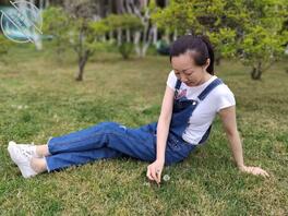 我的骚短丝袜姐姐