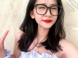 闷骚母狗张格，对她射屏与鸡巴合照1