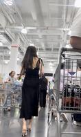 黑长裙内白色情趣内裤和骚气质果然匹配 另外两个高颜值的美少妇内裤也很骚1