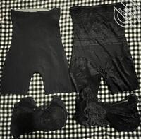 今天姑妈一家人都回老家过年了，然后我就把我姑妈的全部内裤都拿出来分享。2