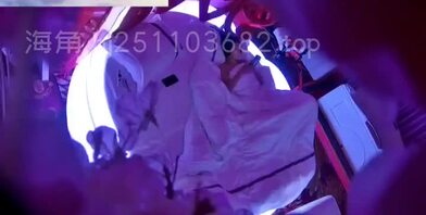 宾馆偷拍女同性恋。