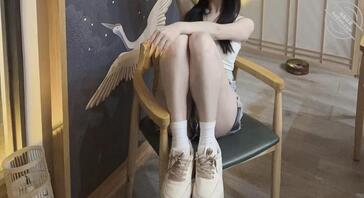 都是寂寞惹的祸，照片是结婚前的，视频是结婚后的1