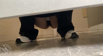 嘉祥有喜欢厕拍的吗0