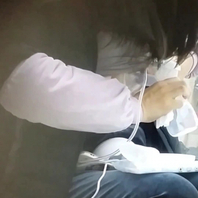 老婆奶水太多，吸出来