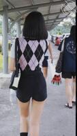 【偷拍】最近在商场、地铁、大学中的各种美腿，都是高质量，夏天真好1