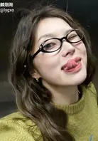 上海浦东眼镜婊刘安娜曝光约炮视频流出0