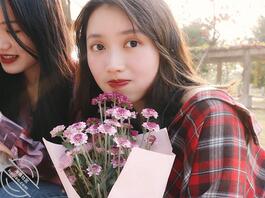 人前女神摸奶自拍 2