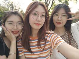 想插我？还是我朋友？0