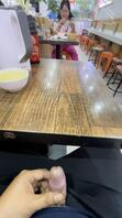 街头露出21