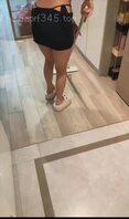 大哥不在家，强上了正在打扫卫生的嫂子，还挺配合的