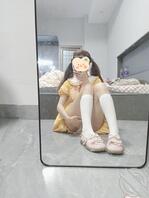 小萝莉，真想舔啊2