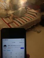 终于见到妈妈的逼了,但是妈妈醒了@_@0